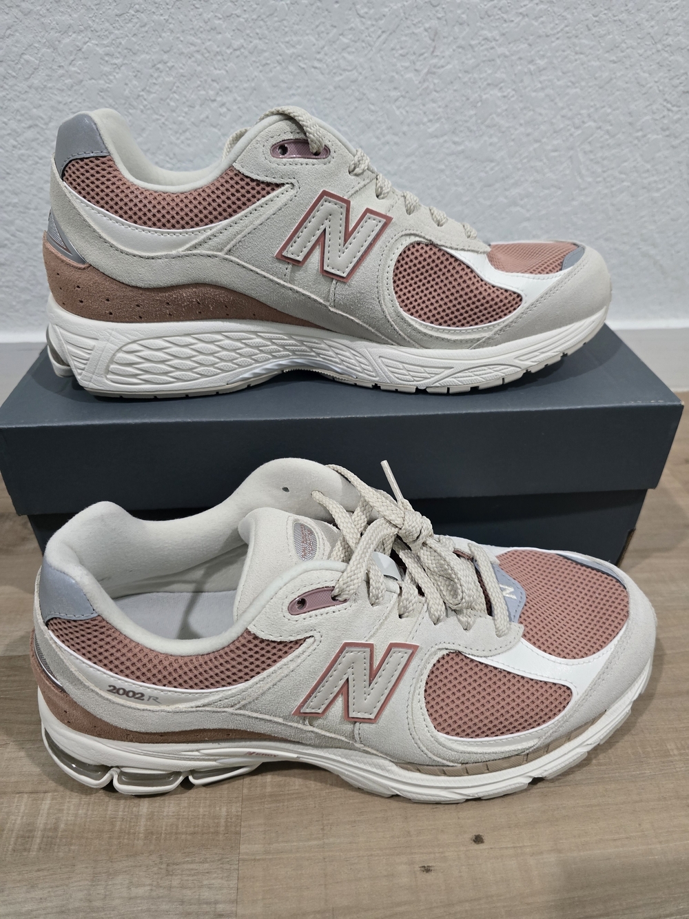 New Balance Women's 2002R Athletic Sneakers - Dusty Rose/Beige